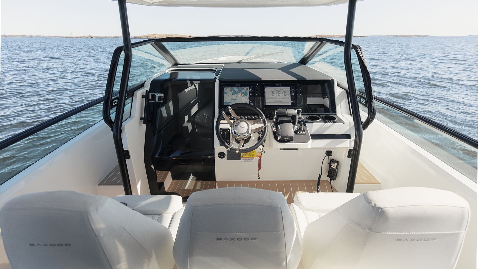 Vízi taxi Siófok – Saxdor 320 GTO a Balatonon – 5. fotó